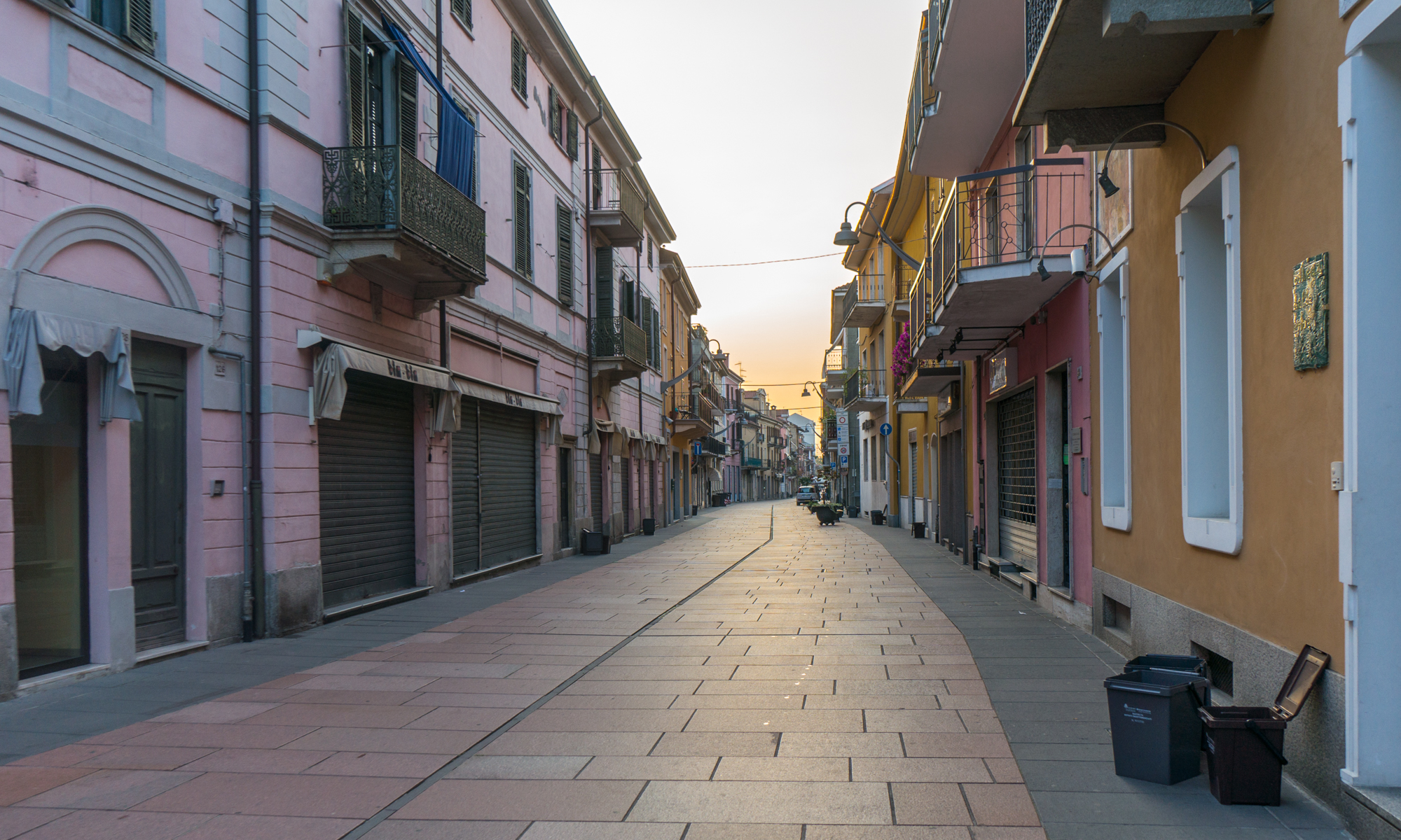 Departing Santhia on the deserted Corso Nuova Italia (as the Via Francigena) | Photo by Mike Hudak